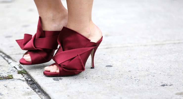 satin shoes street style – sneakers, slippers, pumps in satin