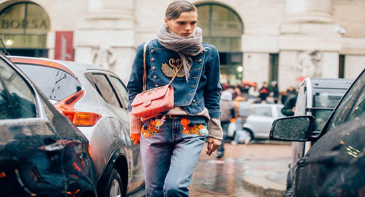 MILAN, ITALY - MARCH 01: A guest in the streets of Milan during the Milan Fashion Week on March 1, 2015 in Milan, Italy. (Photo by Timur Emek/Getty Images)